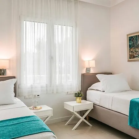 Villa Feinikas